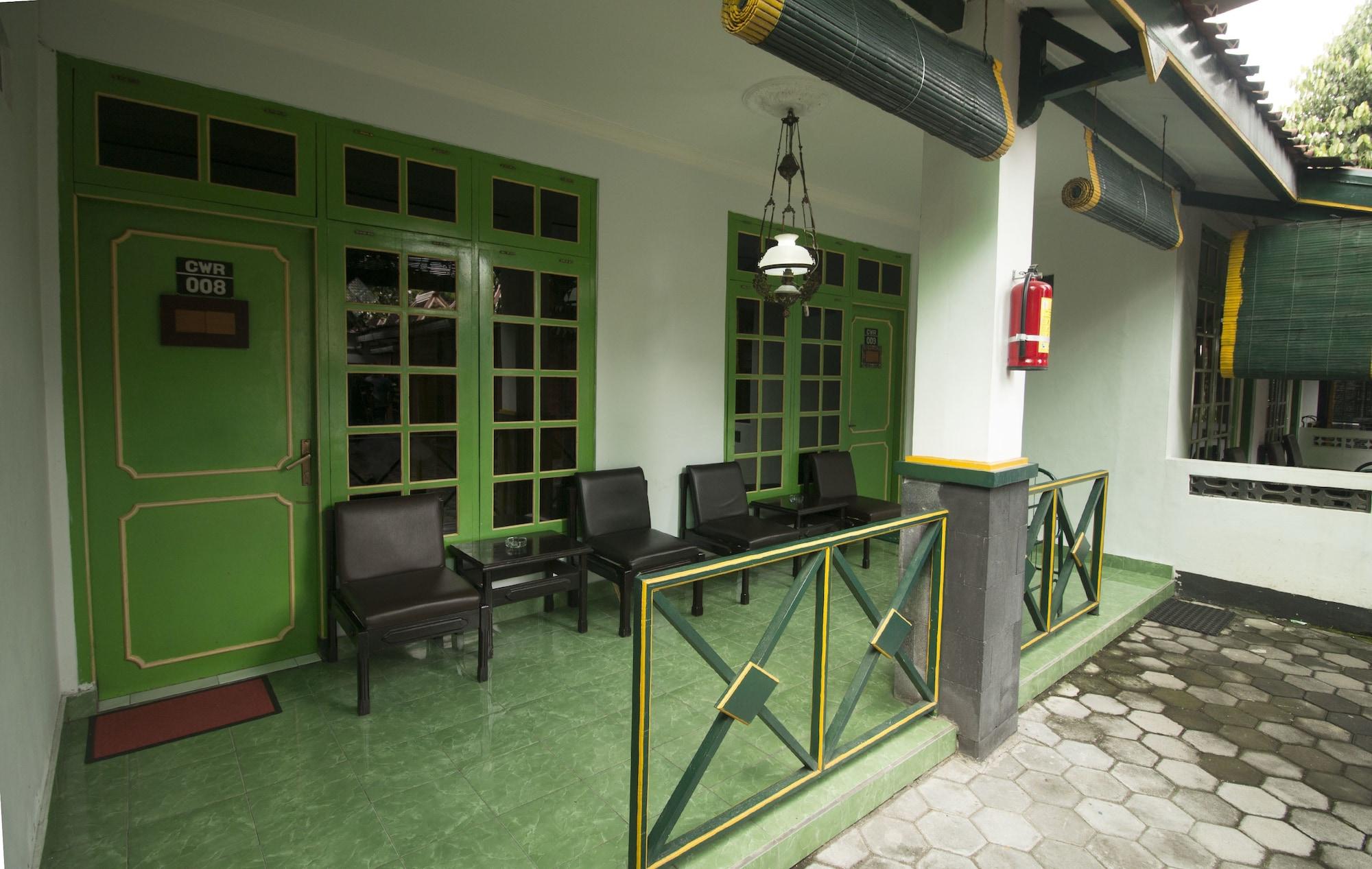 Hotel Batik Yogyakarta Exterior photo
